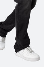 Load image into Gallery viewer, M524 Slim Stacked Denim - Washed Black