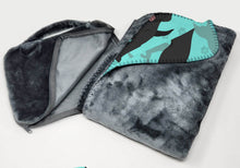 Load image into Gallery viewer, Black Labrador Retriever Soft Travel Blanket with Bag