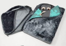 Load image into Gallery viewer, Schnauzer Soft Travel Blanket with Bag