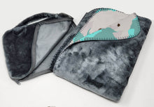 Load image into Gallery viewer, Bichon Frise Soft Travel Blanket with Bag