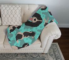 Load image into Gallery viewer, Black and White English Springer Spaniel Quilted Blanket 50x60