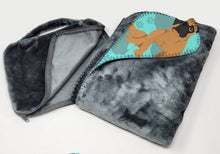 Load image into Gallery viewer, Apricot Pug Soft Travel Blanket with Bag