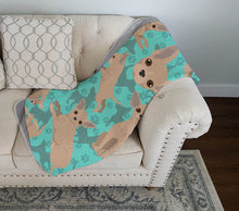Load image into Gallery viewer, Cream Chihuahua Quilted Blanket 50x60