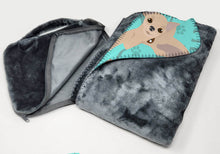 Load image into Gallery viewer, Cream Chihuahua Soft Travel Blanket with Bag