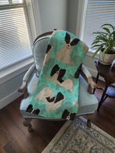 Load image into Gallery viewer, Black and Whtie Papillon Quilted Blanket 50x60