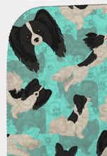 Load image into Gallery viewer, Black and Whtie Papillon Quilted Blanket 50x60