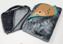 Load image into Gallery viewer, Orange Pomeranian Soft Travel Blanket with Bag