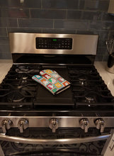 Load image into Gallery viewer, Lots of Maltese Oven Mitt
