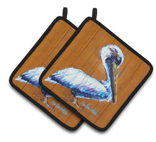 Load image into Gallery viewer, Pelican Hangin In Pot Holders - Set of 2 Decorative Kitchen Helpers | Made in the USA MW1330PTHD