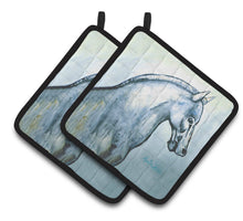 Load image into Gallery viewer, Noble Horse Pot Holders - Set of 2 Decorative Kitchen Helpers | Made in the USA MW1342PTHD