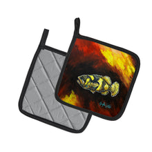 Load image into Gallery viewer, Bumblebee Fish Pot Holders - Set of 2 Decorative Kitchen Helpers | Made in the USA