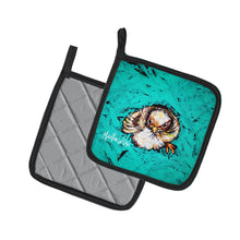Load image into Gallery viewer, Fiest Chic Bird Pot Holders - Set of 2 Decorative Kitchen Helpers | Made in the USA