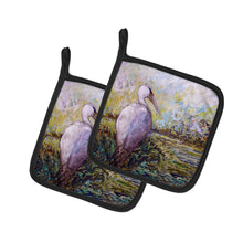 Load image into Gallery viewer, Heron in the Swamp Pot Holders - Set of 2 Decorative Kitchen Helpers | Made in the USA