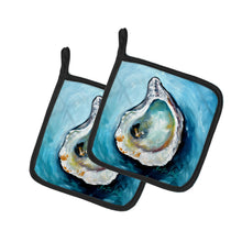 Load image into Gallery viewer, J Mac Oyster Pot Holders - Set of 2 Decorative Kitchen Helpers | Made in the USA