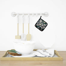 Load image into Gallery viewer, Oyster Lily Pot Holders - Set of 2 Decorative Kitchen Helpers | Made in the USA