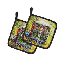 Load image into Gallery viewer, Saint Charles No. 922 Streetcar Pot Holders - Set of 2 Decorative Kitchen Helpers | Made in the USA