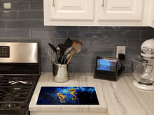 Load image into Gallery viewer, Seahorses Two To Tango Glass Cutting Boards – Durable, Decorative Kitchen Art