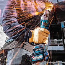 Load image into Gallery viewer, Makita GAG14M1 40V max XGT® Brushless Cordless 4‑1/2” / 6" Paddle Switch Angle Grinder Kit, with Electric Brake (4.0Ah)
