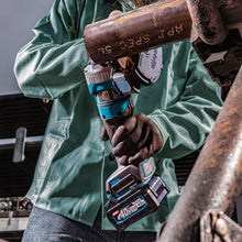 Load image into Gallery viewer, Makita GAG14M1 40V max XGT® Brushless Cordless 4‑1/2” / 6" Paddle Switch Angle Grinder Kit, with Electric Brake (4.0Ah)