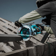 Load image into Gallery viewer, Makita GSR02M1 40V max XGT® Brushless Cordless Rear Handle 10‑1/4" Circular Saw Kit, AWS® Capable (4.0Ah)