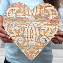 Load image into Gallery viewer, Ornate Pattern No 4 Pallet Hearts