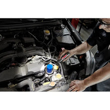 Load image into Gallery viewer, Milwaukee 2160-21 USB Rechargeable 800L Compact Flashlight