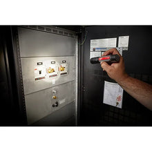 Load image into Gallery viewer, Milwaukee 2160-21 USB Rechargeable 800L Compact Flashlight