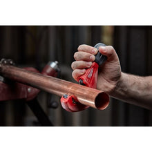 Load image into Gallery viewer, Milwaukee 48-22-4252 1-1/2" Constant Swing Copper Tubing Cutter
