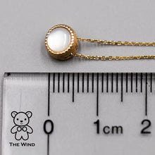 Load image into Gallery viewer, Two-Side Australian Doublet Opal &amp; Mother of Pearl Necklace 18K Yellow Gold