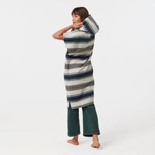 Load image into Gallery viewer, Oso Extra-Warm Poncho