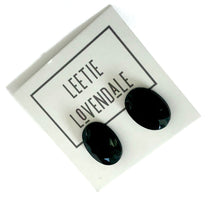 Load image into Gallery viewer, Black Faceted Oval Lucite Stud Earrings