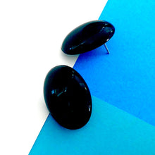 Load image into Gallery viewer, Black Shiny Oval Lucite Stud Earrings