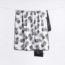 Load image into Gallery viewer, Pineapps Quick-Dry Picnic Blanket | Hoffman Fabrics x Slowtide