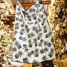 Load image into Gallery viewer, Pineapps Quick-Dry Picnic Blanket | Hoffman Fabrics x Slowtide