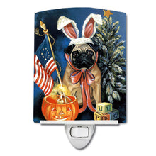 Load image into Gallery viewer, Pug for All Seasons Ceramic Night Light PPP3125CNL