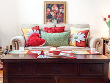 Load image into Gallery viewer, Tache Floral Loves Me Not Daisy Tapestry Throw Pillow Cover (9046)