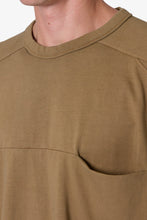 Load image into Gallery viewer, Paneled Hidden Pocket Tee - Washed Earth