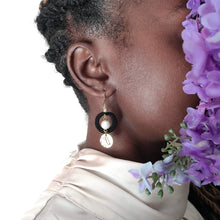 Load image into Gallery viewer, Black Circle with Pearl Earrings