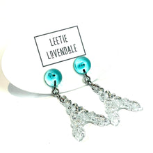 Load image into Gallery viewer, Silver Foil Ruffle Earrings