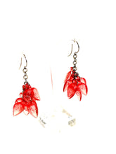 Load image into Gallery viewer, Mystic Pink Leaf Cluster Drop Earrings