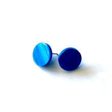 Load image into Gallery viewer, Aqua Blue Marbled Glow Disc Stud Earrings