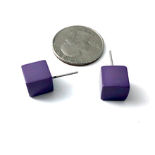 Load image into Gallery viewer, Lavender Purple Midi Cube Stud Earrings