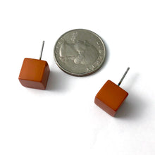 Load image into Gallery viewer, Nutmeg Brown Midi Cube Stud Earrings