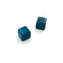 Load image into Gallery viewer, Evergreen Midi Cube Stud Earrings
