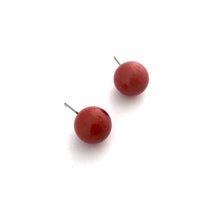 Load image into Gallery viewer, Cranberry Red Speckled Ball Stud Earrings