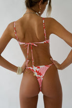 Load image into Gallery viewer, Cove Sicily Bottom