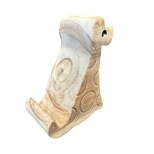 Load image into Gallery viewer, Wooden Giraffe Phone Holder