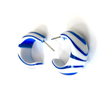 Load image into Gallery viewer, Sapphire Blue and White Stripe Bulb Agate Hoop Earrings