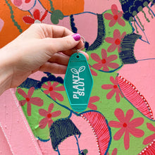 Load image into Gallery viewer, Plant Slut Leaf Motel Style Keychain 🌿