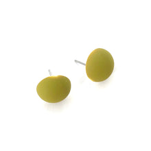 Load image into Gallery viewer, Chartreuse Velvet Retro Button Stud Earrings